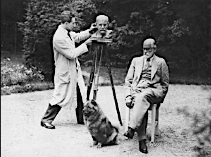 Nemon and Freud and Yofi at Freud's summer home, 1931